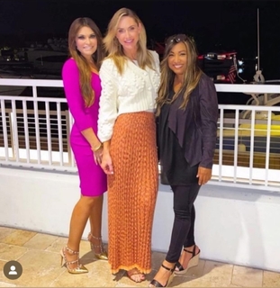 Lara Trump feet photo thumbnail