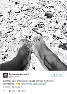 Lara Álvarez feet photo thumbnail