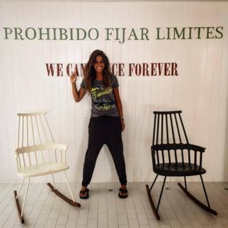 Lara Álvarez feet photo thumbnail