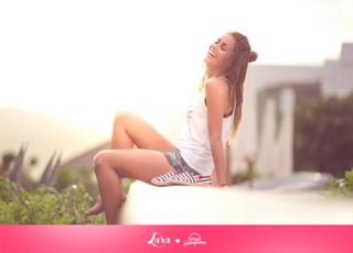 Lara Álvarez feet photo thumbnail