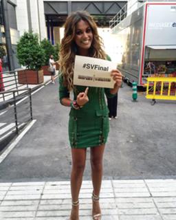 Lara Álvarez feet photo thumbnail