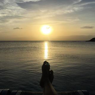 Lara Álvarez feet photo thumbnail