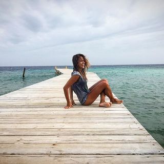 Lara Álvarez feet photo thumbnail