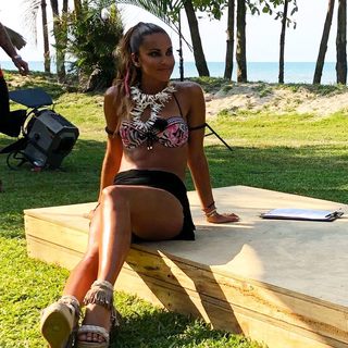 Lara Álvarez feet photo thumbnail