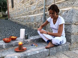 Lara Álvarez feet photo thumbnail