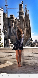 Lara Álvarez feet photo thumbnail