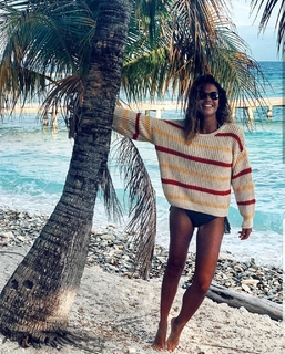 Lara Álvarez feet photo thumbnail