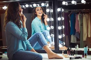 Lara Álvarez feet photo thumbnail