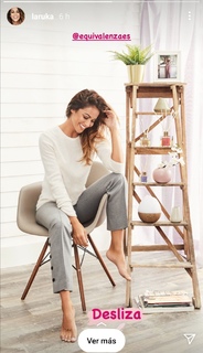 Lara Álvarez feet photo thumbnail