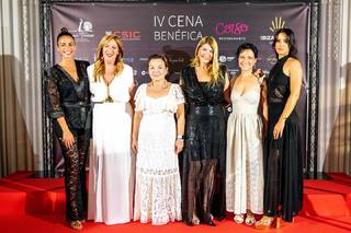 Lara Álvarez feet photo thumbnail