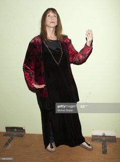 Laraine Newman feet photo 4