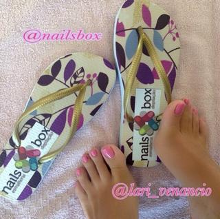 Lari Venâncio feet photo thumbnail