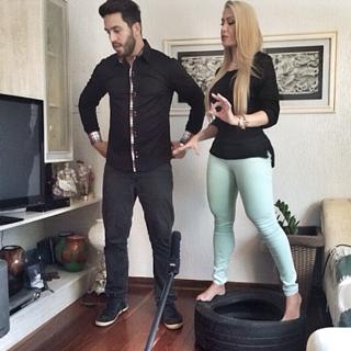 Lari Venâncio feet photo thumbnail