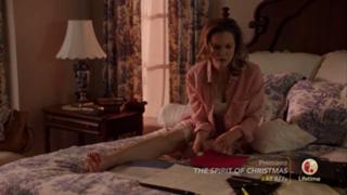 Larisa Oleynik feet photo thumbnail