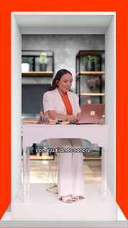 Larissa Manoela feet photo thumbnail