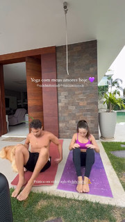 Larissa Manoela feet photo thumbnail