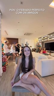 Larissa Manoela feet photo 17