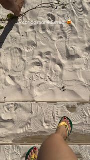 Larissa Manoela feet photo 13