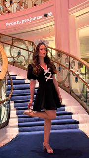 Larissa Manoela feet photo 10