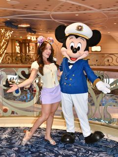 Larissa Manoela feet photo 13