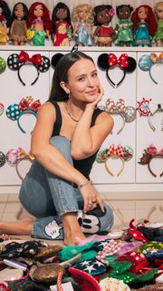 Larissa Manoela feet photo 8