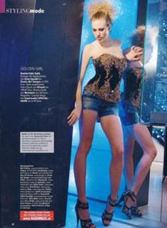 Larissa Marolt feet photo thumbnail