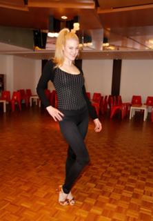 Larissa Marolt feet photo thumbnail