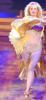 Larissa Marolt feet photo thumbnail