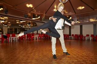 Larissa Marolt feet photo thumbnail