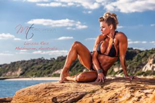 Larissa Reis feet photo 3