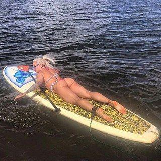 Larissa Reis feet photo 1