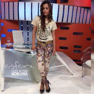 Larissa Riquelme feet photo thumbnail