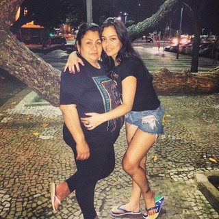 Larissa Riquelme feet photo thumbnail