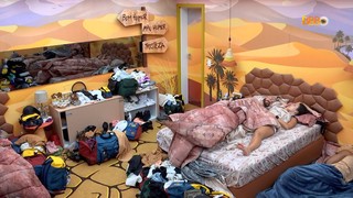 Larissa Santos feet photo thumbnail