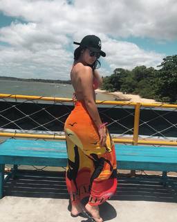 Larissa Santos feet photo thumbnail