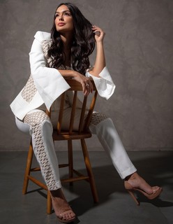 Larissa Santos feet photo thumbnail