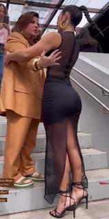 Larissa Santos feet photo thumbnail