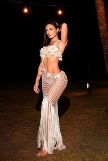 Larissa Santos feet photo thumbnail