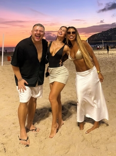 Larissa Santos feet photo thumbnail