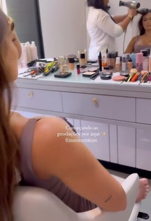 Larissa Santos feet photo thumbnail