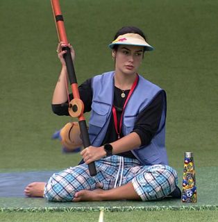 Larissa Santos feet photo thumbnail