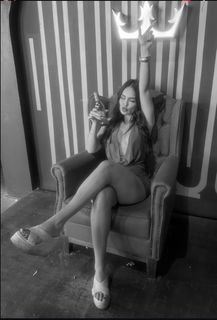 Larissa Santos feet photo thumbnail