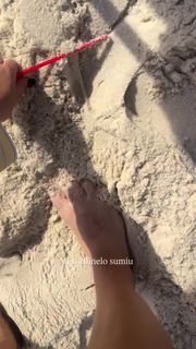 Larissa Santos feet photo thumbnail