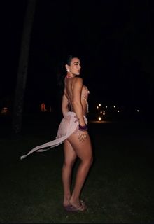 Larissa Santos feet photo 20