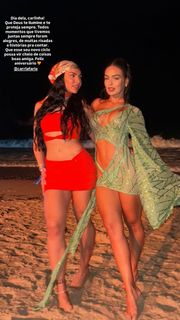 Larissa Santos feet photo 12