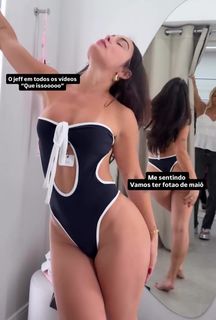 Larissa Santos feet photo 9