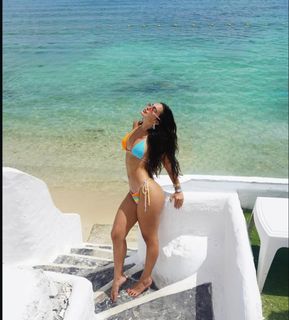 Larissa Santos feet photo 14