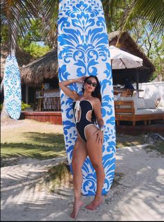 Larissa Santos feet photo 10