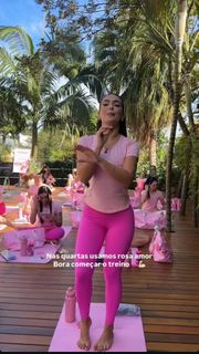 Larissa Santos feet photo 4