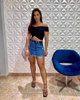 Larissa Tomásia feet photo 7